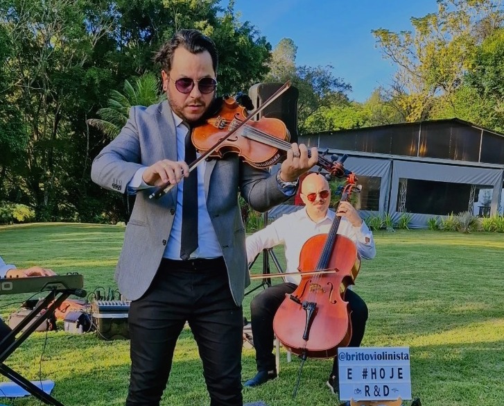 Música ao vivo para recepção de convidados